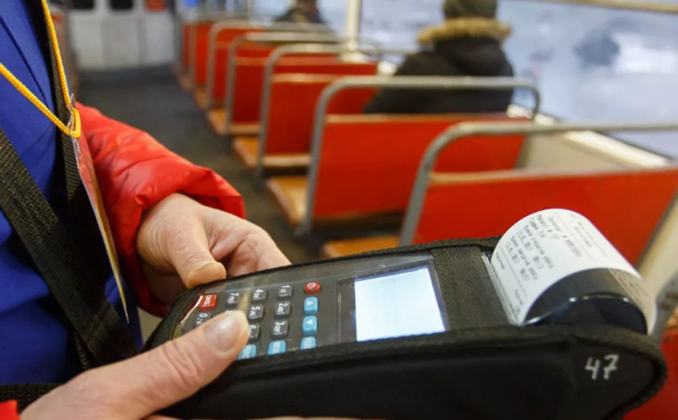 С 1 февраля в электричках Чувашии перестанут принимать к оплате банковские карты