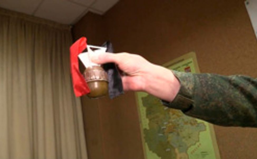 Боевики "Азова" взорвали в Мариуполе дом с женщинами и детьми. Под завалами 200 человек Боевики "Азова" взорвали в Мариуполе дом с женщинами и детьми. Под завалами 200 человек