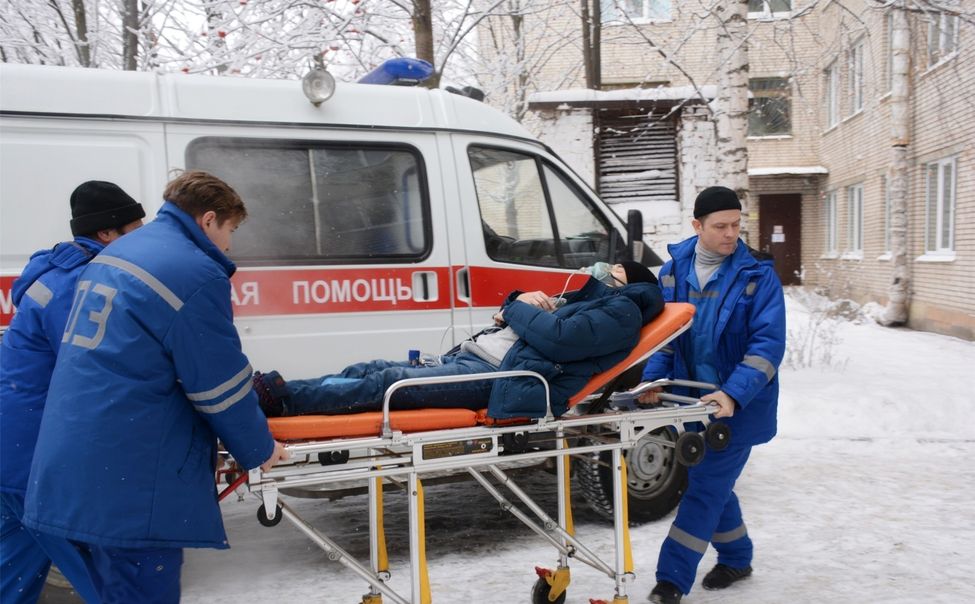 В Чувашии из-за гололеда 9 человек получили сотрясение мозга В Чувашии из-за гололеда 9 человек получили сотрясение мозга
