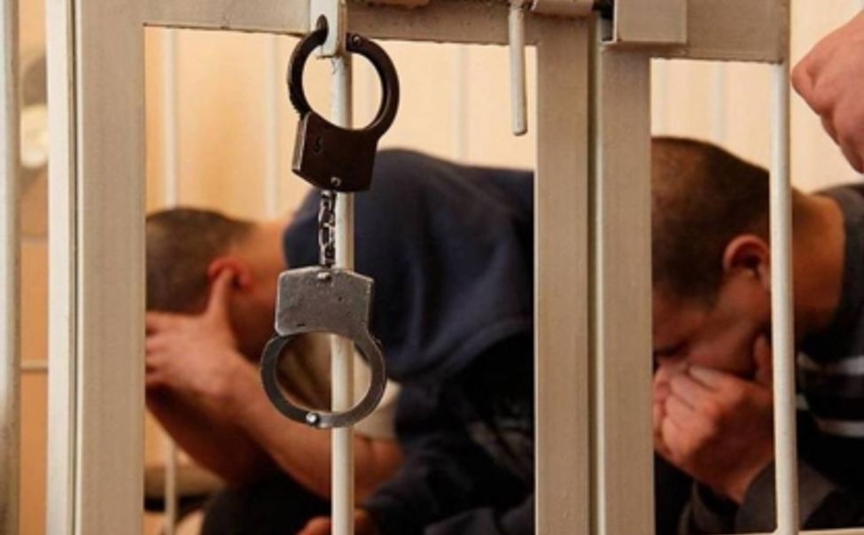 Двое чебоксарцев напали и избили незнакомых подростков Двое чебоксарцев напали и избили незнакомых подростков