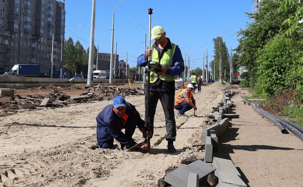 В Чебоксарах на улице Гражданской начали строить тротуары