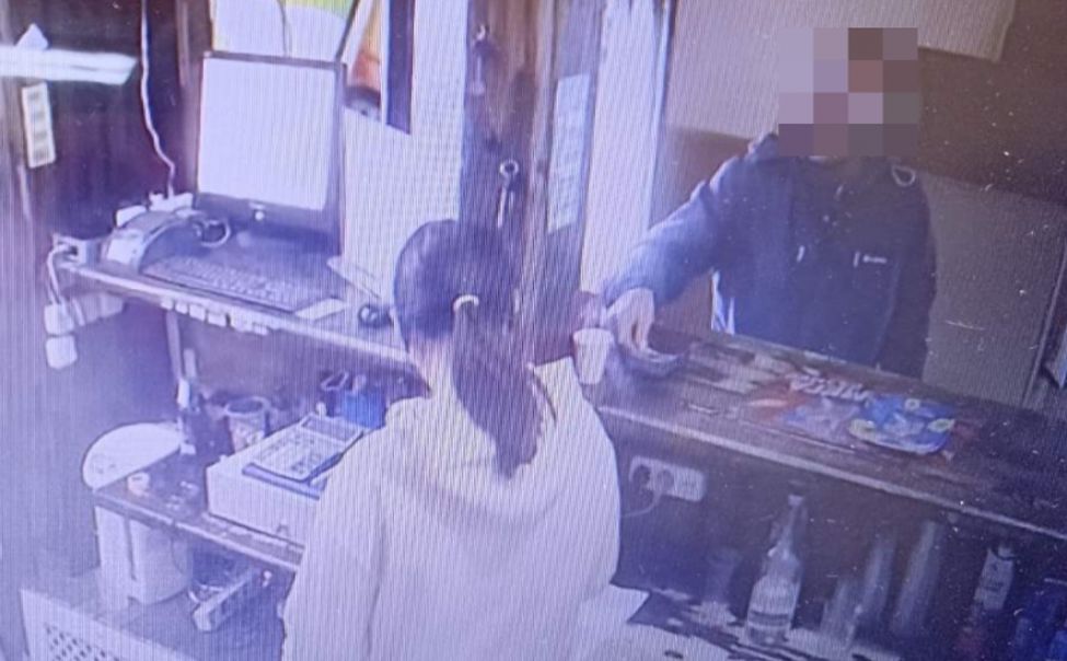 Чебоксарец 15 раз расплатился чужой картой и получил условный срок Чебоксарец 15 раз расплатился чужой картой и получил условный срок