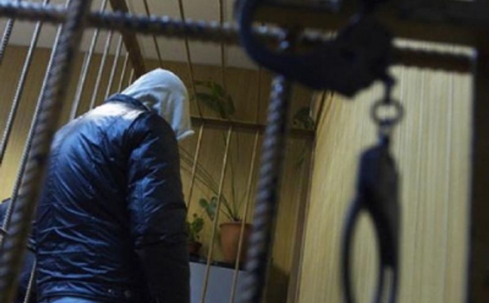 В Батырево пьяный 17-летний студент техникума избил соседей по общежитию и полицейского 