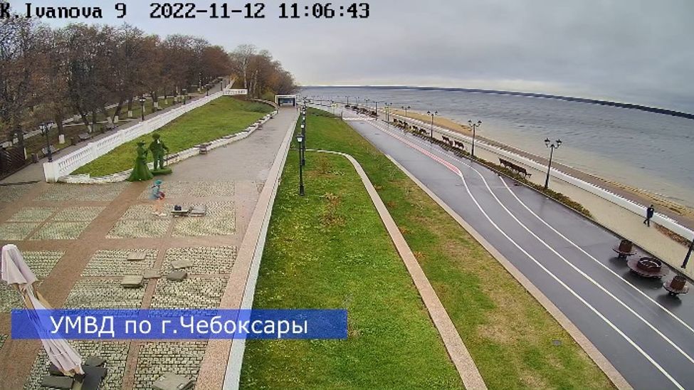 Жительница Чебоксар не смогла пройти мимо сумки, оставленной туристкой из Самары Жительница Чебоксар не смогла пройти мимо сумки, оставленной туристкой из Самары