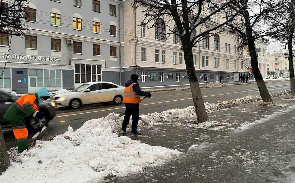 В Чебоксарах за ночь израсходовали более 1000 т антигололедных материалов В Чебоксарах за ночь израсходовали более 1000 т антигололедных материалов