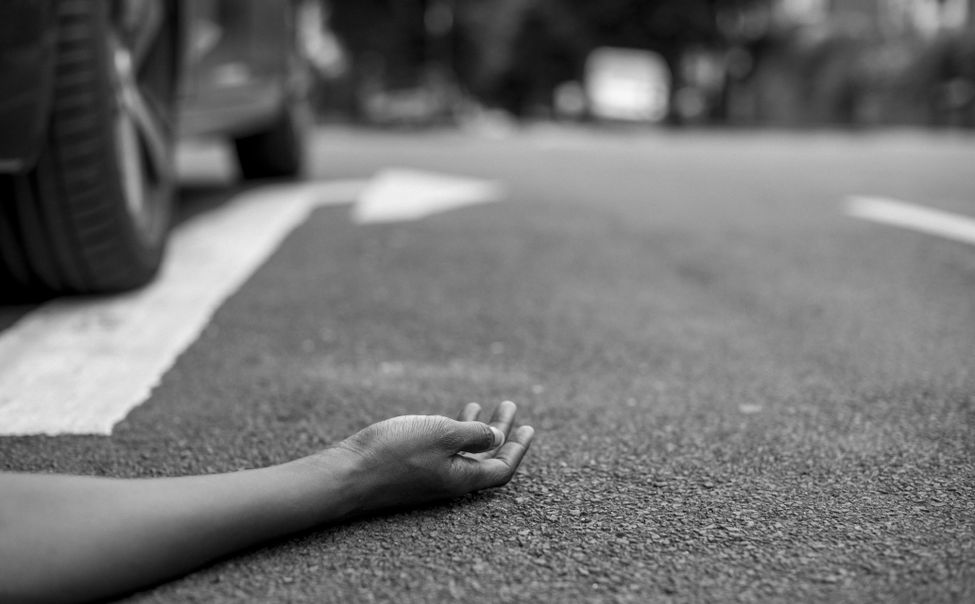 В Моргаушском районе автоледи насмерть сбила пешехода, лежавшего на дороге