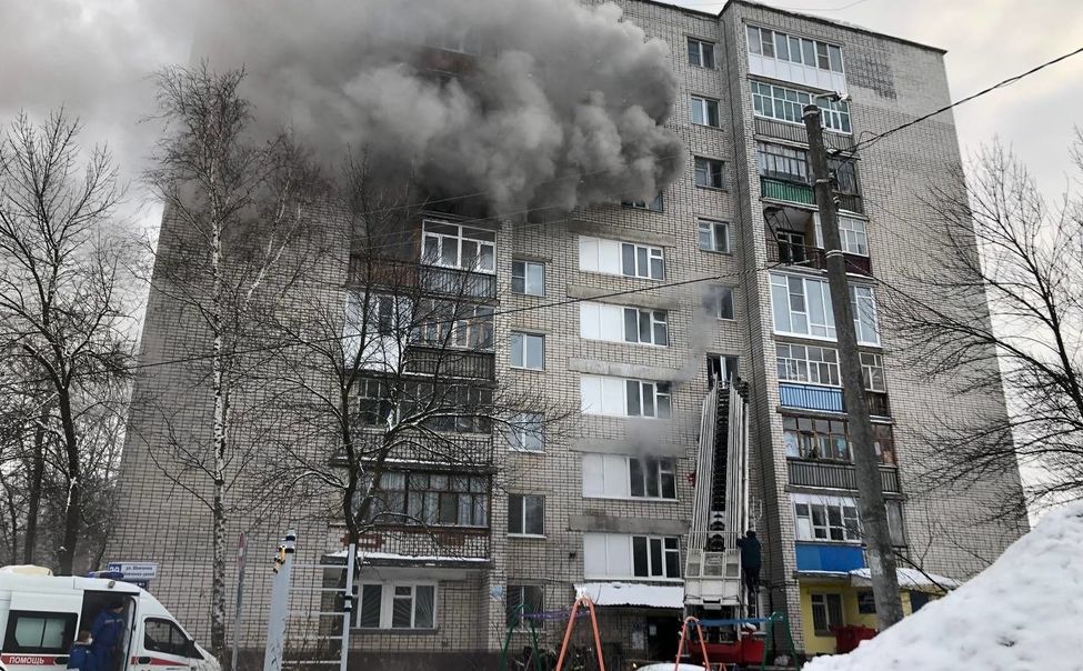 При пожаре в чебоксарском общежитии пострадали 17 человек