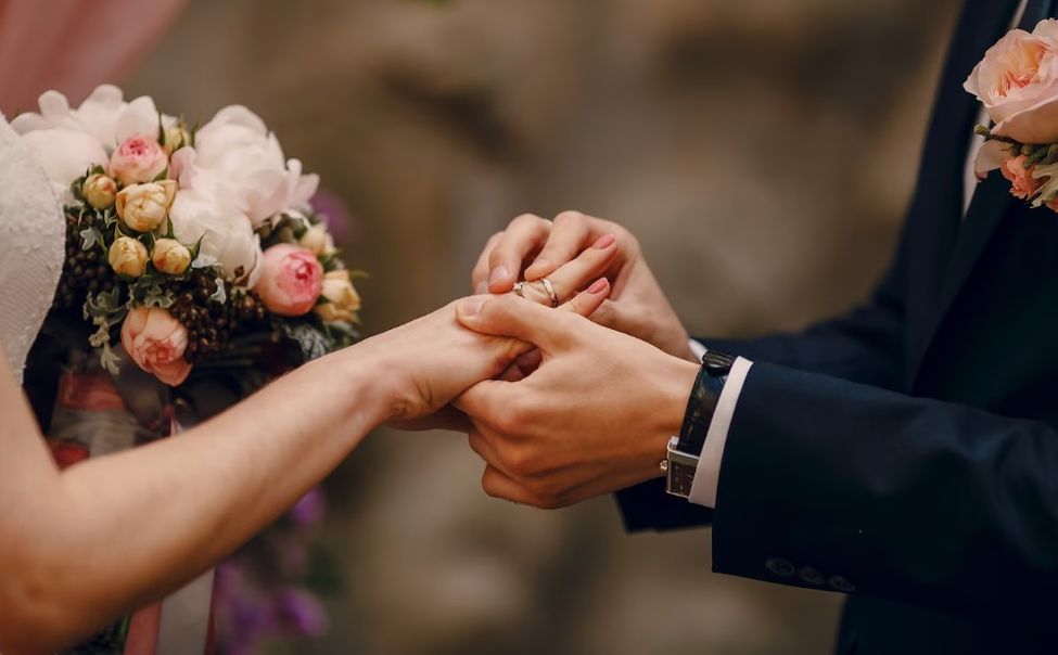 В Чувашии в первый весенний месяц 2023 года поженятся более 50 пар