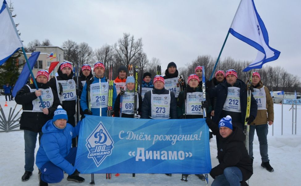 Полицейские Чувашии приняли участие в «Лыжне России»