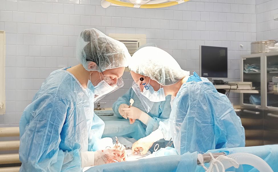 Чувашские врачи удалили пациентке миому гигантских размеров