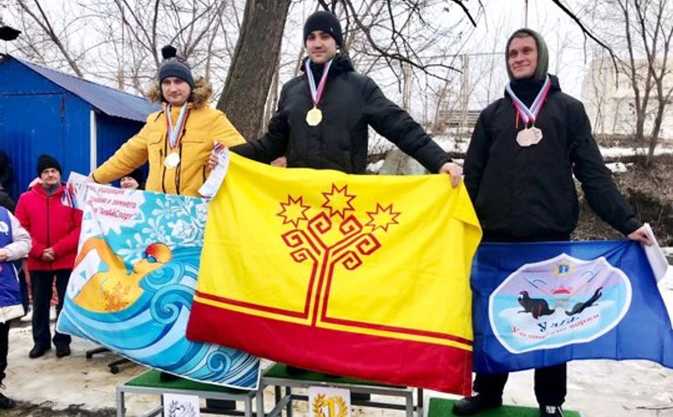 «Моржи» Чувашии – победители и призеры открытого Кубка Ульяновской области по зимнему плаванию