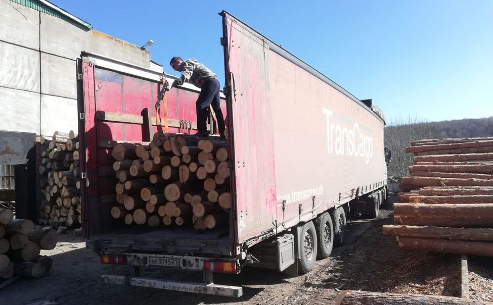 Из Чувашии в зону СВО отправили 4 фуры древесины