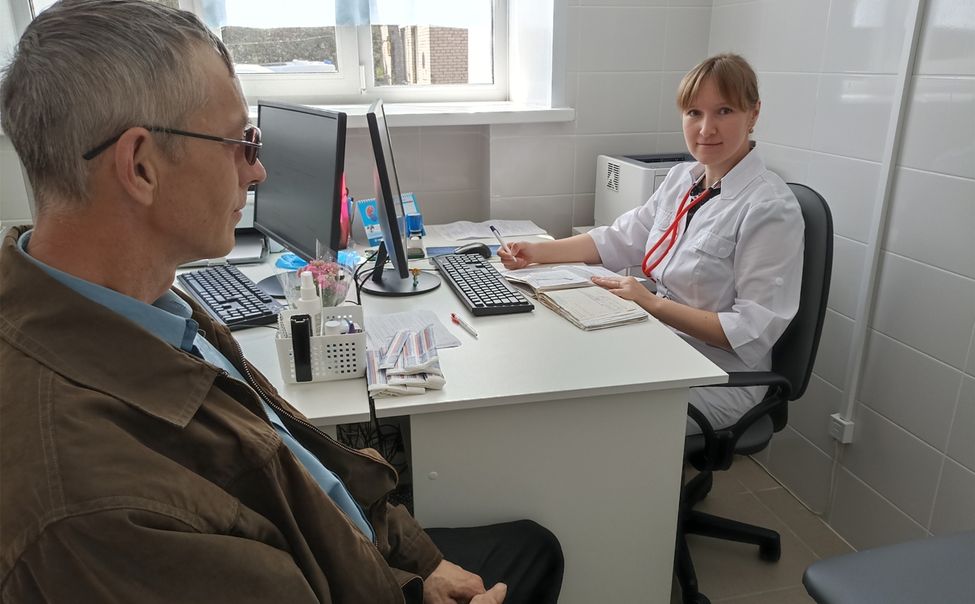 Мобильная бригада узких специалистов проконсультировала пациентов Моргаушской ЦРБ
