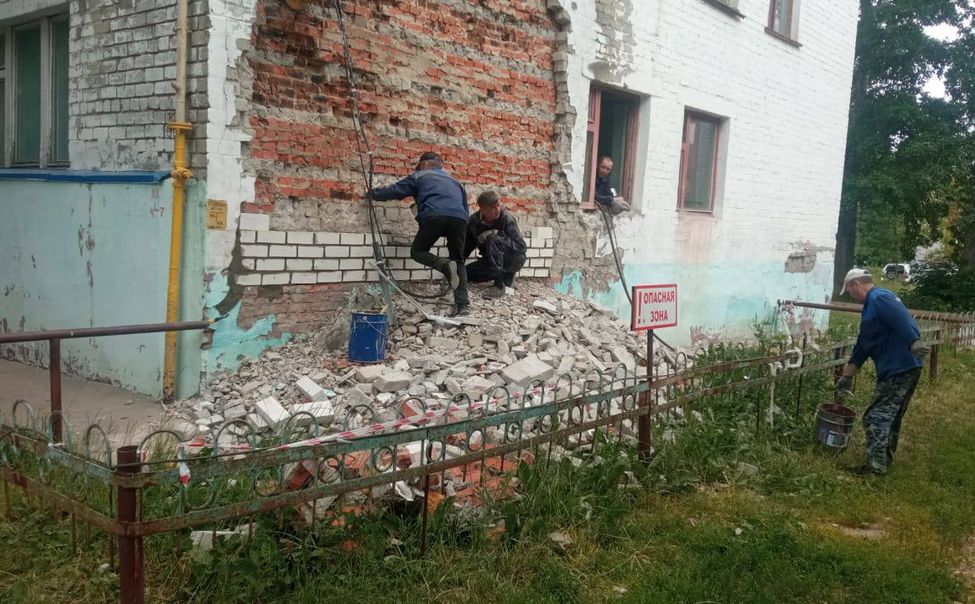 Прокуратура потребовала повторную оценку состояния разрушающейся многоэтажки в Чебоксарах