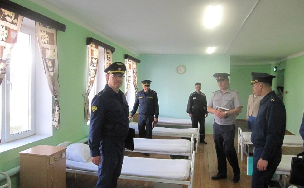 Прокуратура выявила нарушения в чувашской колонии