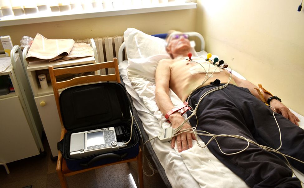 В Республиканский кардиодиспансер поступил современный отечественный электрокардиограф 