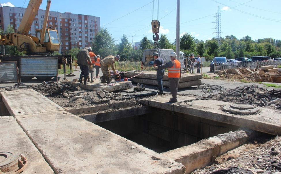 На ул. Университетская в Чебоксарах идет перекладка тепловых сетей На ул. Университетская в Чебоксарах идет перекладка тепловых сетей