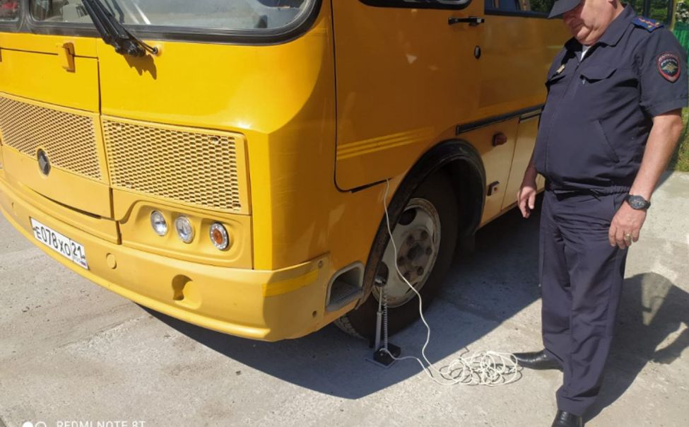 В Чувашии начали проверку школьных автобусов