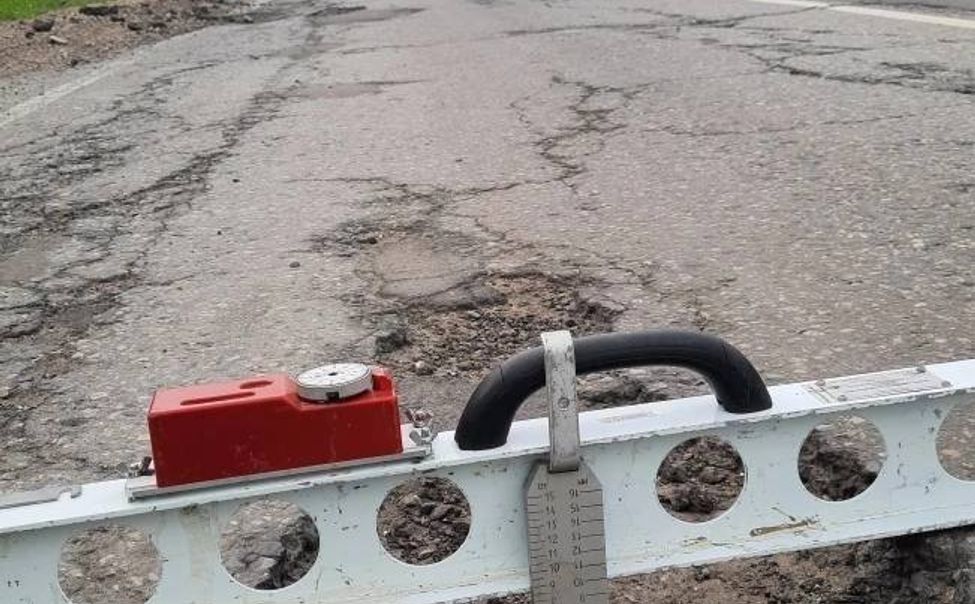 В Порецком округе после вмешательства прокуратуры отремонтировали проблемный участок дороги