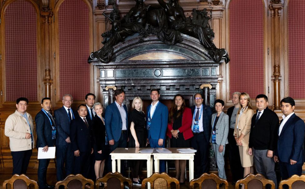 Чувашский театр оперы и балета заключил 12 соглашений о сотрудничестве с театрами стран СНГ