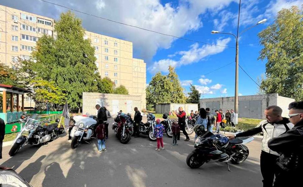 Воспитанников чебоксарского реабилитационного центра навестили байкеры