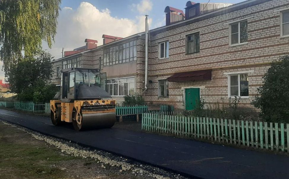 В Янтиковском округе отремонтировали дворовые территории 