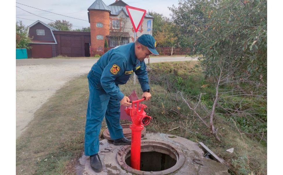 В селе Комсомольское проверили противопожарное водоснабжение