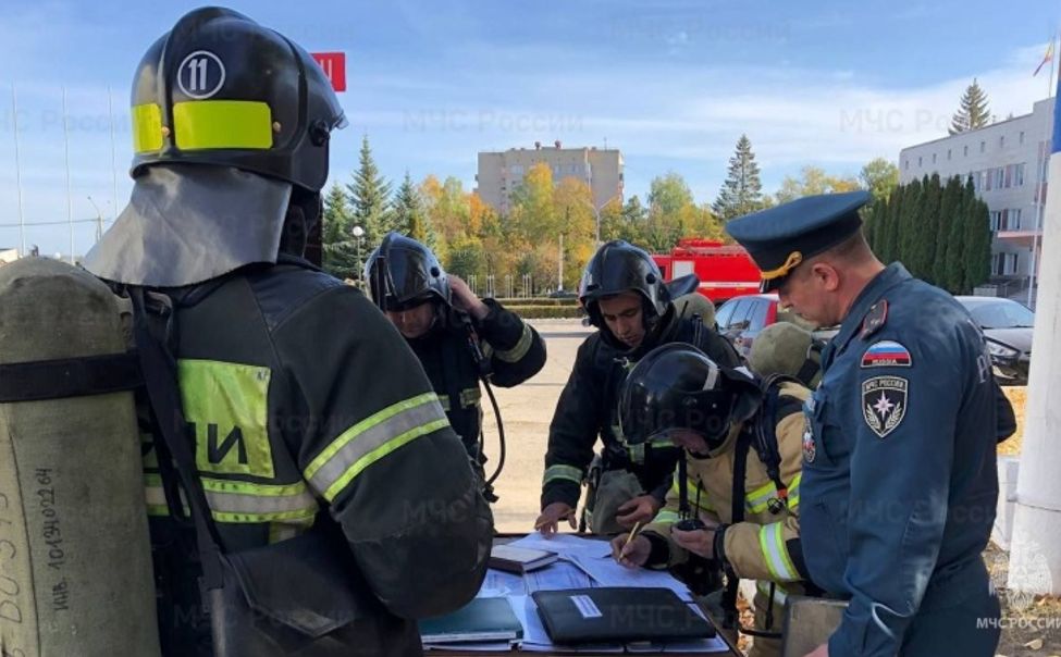 В Новочебоксарске спасатели провели пожарно-тактические учения 