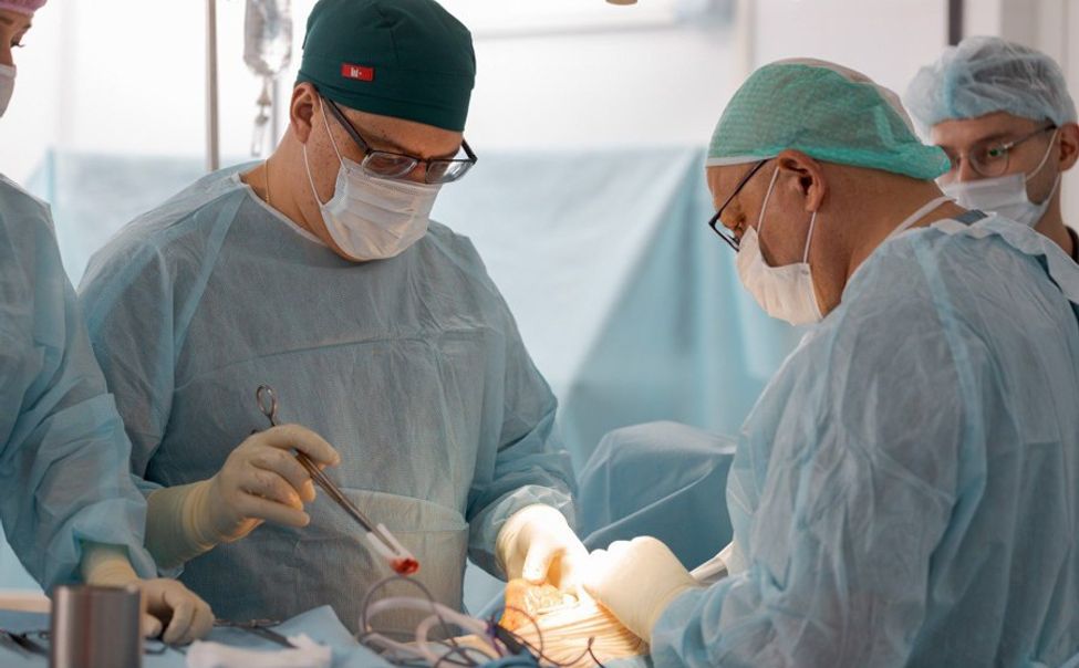 Хирурги Чувашии удалили раковую опухоль и аневризму за одну операцию