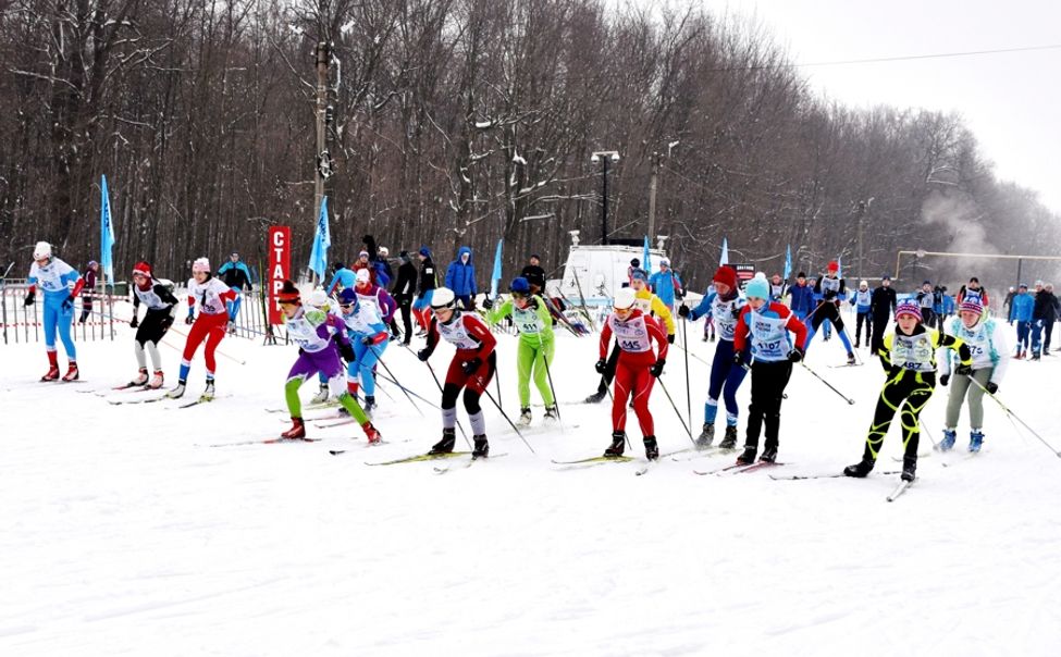 На Госуслугах открылась регистрация на «Лыжню России-2024»