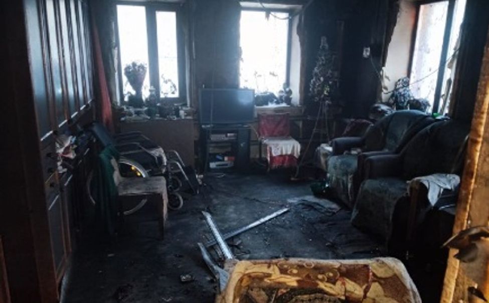 СК проверяет обстоятельства гибели двух человек при пожаре в Ибресинском округе
