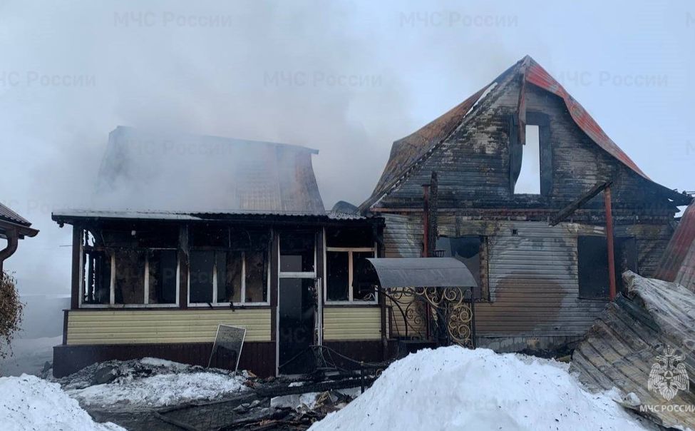 Из-за сбоя в электрике в Канашском округе сгорел дом