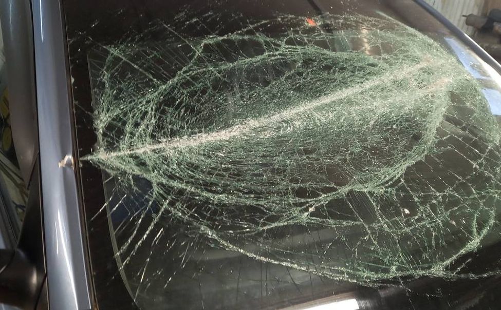 В Чувашии пьяный водитель перегородил дорогу автоледи и разбил ее машину