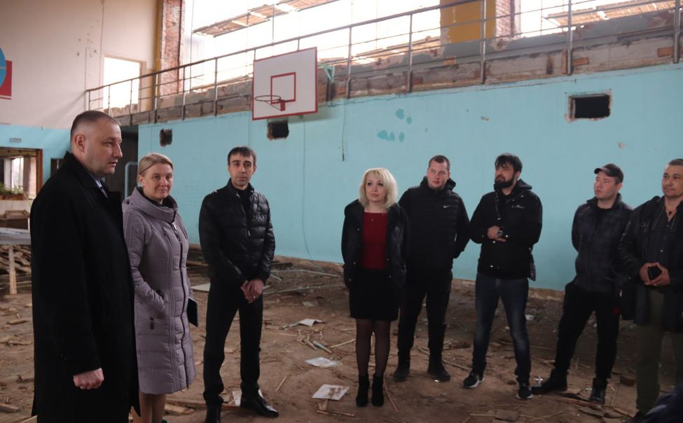 В Новочебоксарске в Спортшколе № 1 завершают демонтажные работы
