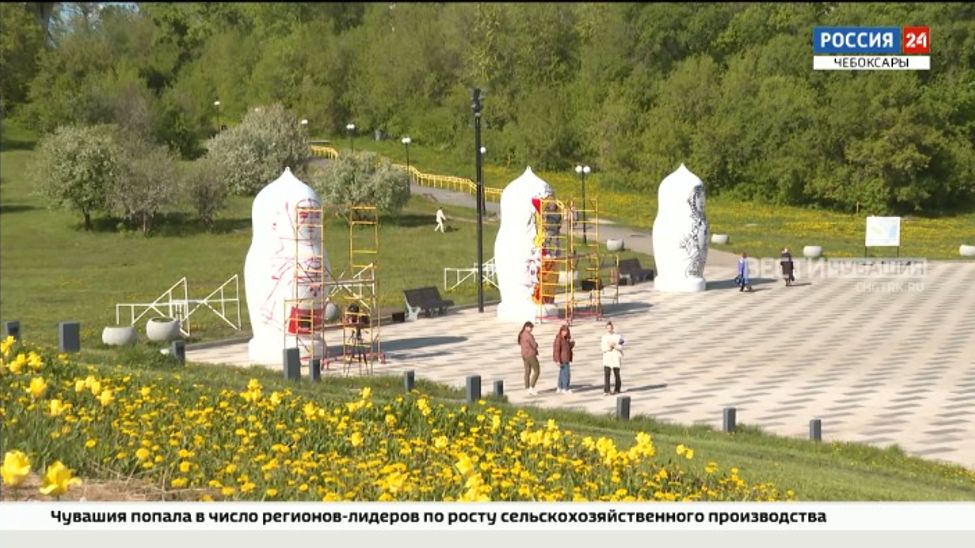 К 555-летию Чебоксар возле Монумента матери появятся гигантские расписные матрешки