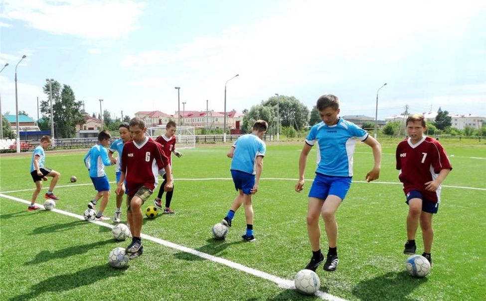 В Чувашии пройдут соревнования по футболу среди детей и взрослых 