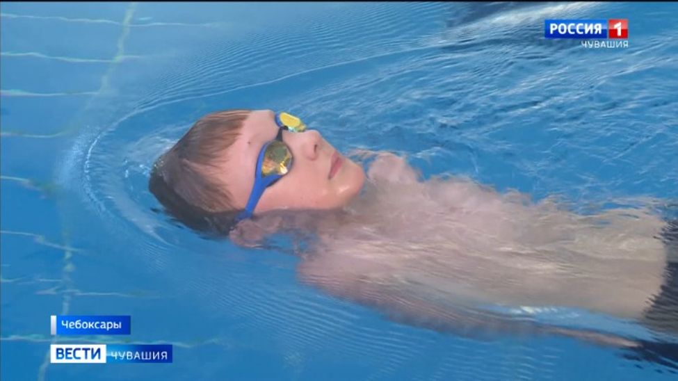 Юный пловец без рук из Чувашии завоевал 4 "золота" на Всероссийских соревнованиях
