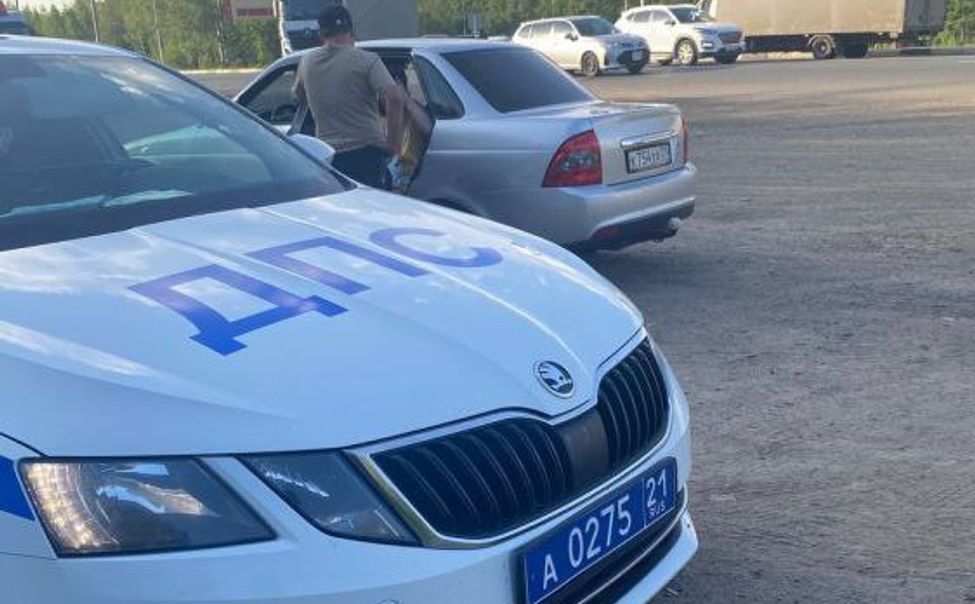 Жительница Чебоксар водила автомобиль с поддельными правами