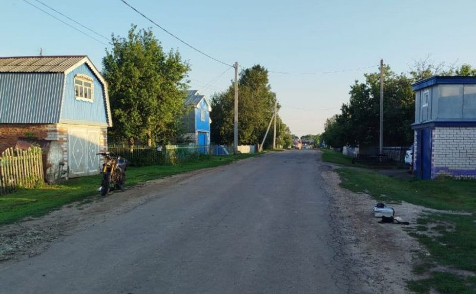 В Яльчикском округе мотоциклист без прав сбил иностранца насмерть и скрылся