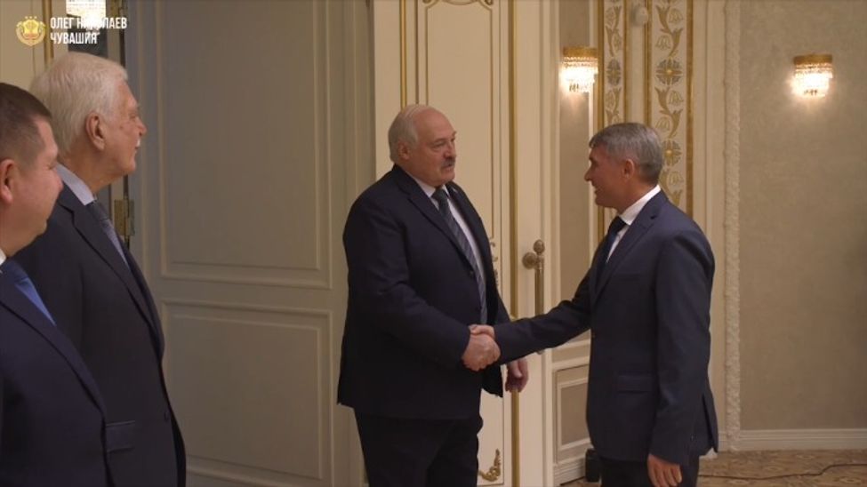 Президент Беларуси Александр Лукашенко встретился с Главой Чувашии