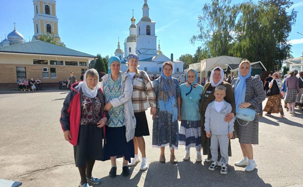 Жены и матери участников СВО из Чувашии побывали в Дивеевском монастыре