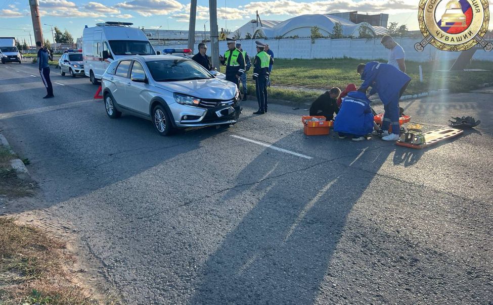 Два питбайкера с пассажирами угодили под колеса автомобилей. Пострадали 4 человека