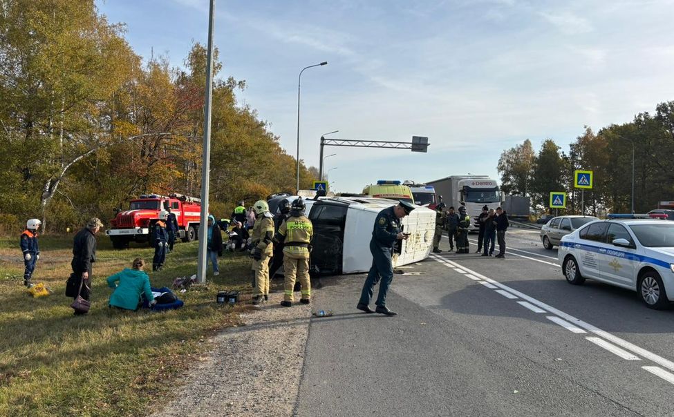 В ДТП с маршруткой в Вурманкасах постарадали 16 человек