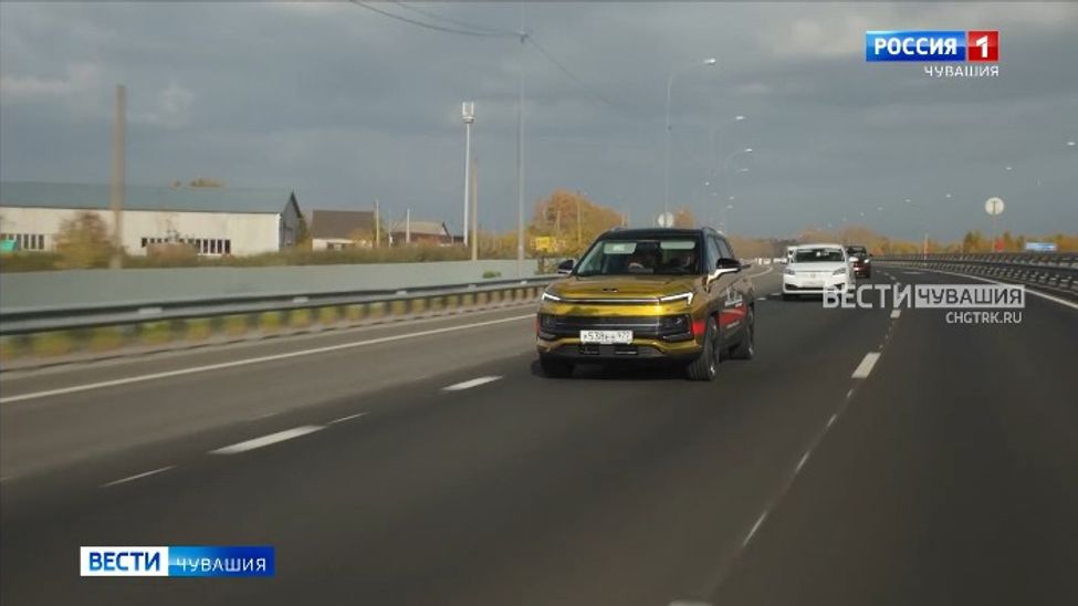 В Чувашии прошел уникальный автопробег на электрокарах 