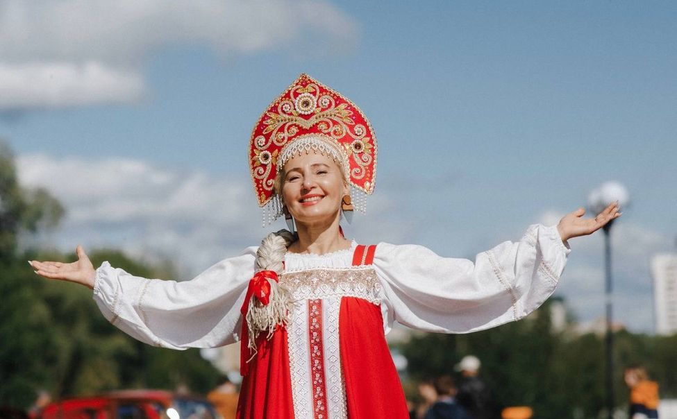 Парк "Амазония" приглашает на праздничный хоровод «Дружбы и Единства»