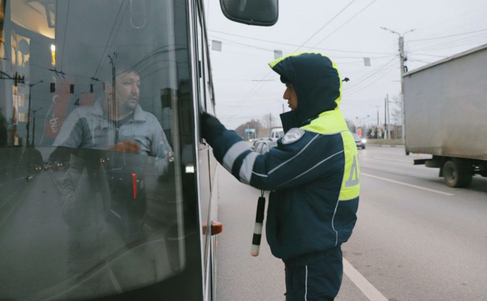 В Чувашии сотрудники Госавтоинспекции привлекли к ответственности 97 водителей автобусов