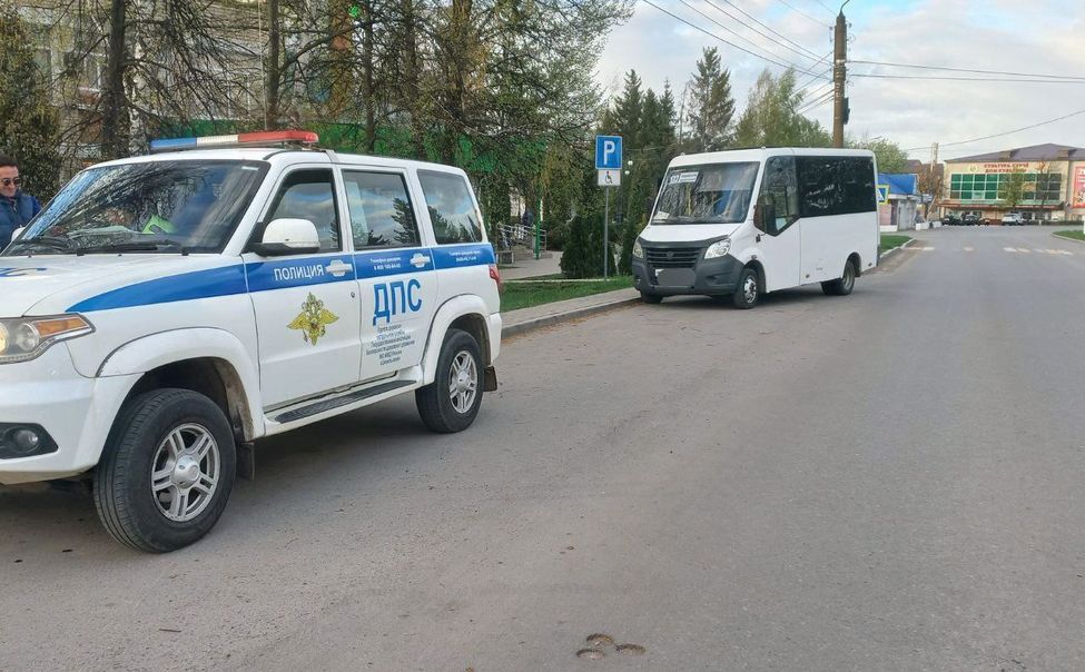 Более 50 нарушений выявили при проверке автобусов в Чувашии