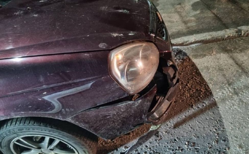 В Чебоксарах ребёнок-велосипедист попал под колёса автомобиля В Чебоксарах ребёнок-велосипедист попал под колёса автомобиля