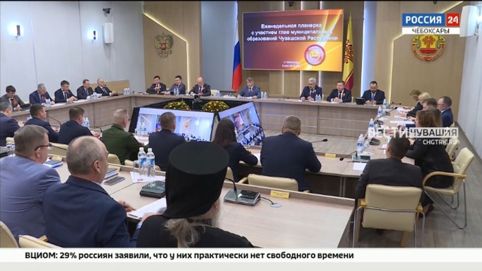 Олег Николаев призвал муниципалитеты ускориться с оформлением заявок на целевое обучение Олег Николаев призвал муниципалитеты ускориться с оформлением заявок на целевое обучение