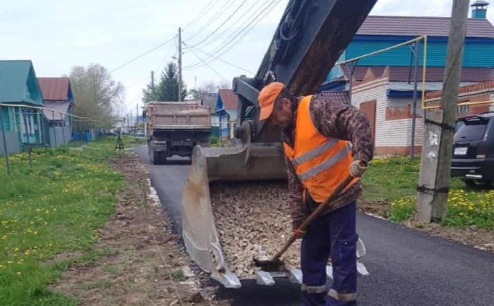 В Чебоксарах проводится ремонт дорог частного сектора В Чебоксарах проводится ремонт дорог частного сектора